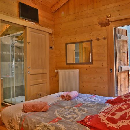 Chalet Le Plan Du Rtia Morzine Exterior photo