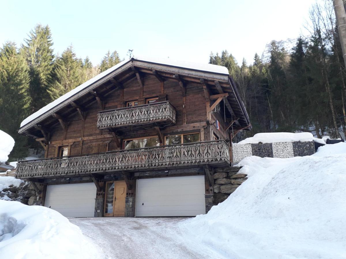 Chalet Le Plan Du Rtia Morzine Exterior photo
