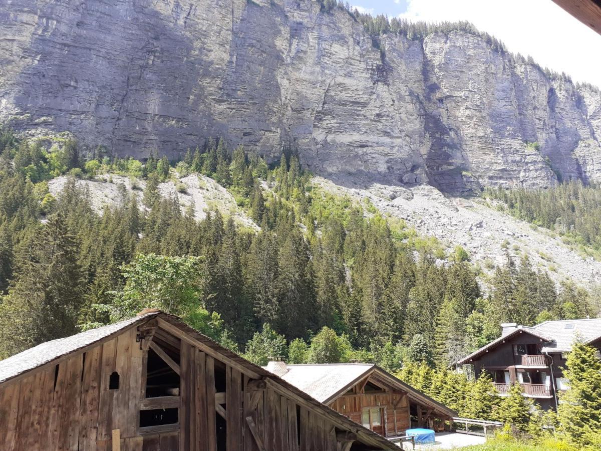 Chalet Le Plan Du Rtia Morzine Exterior photo